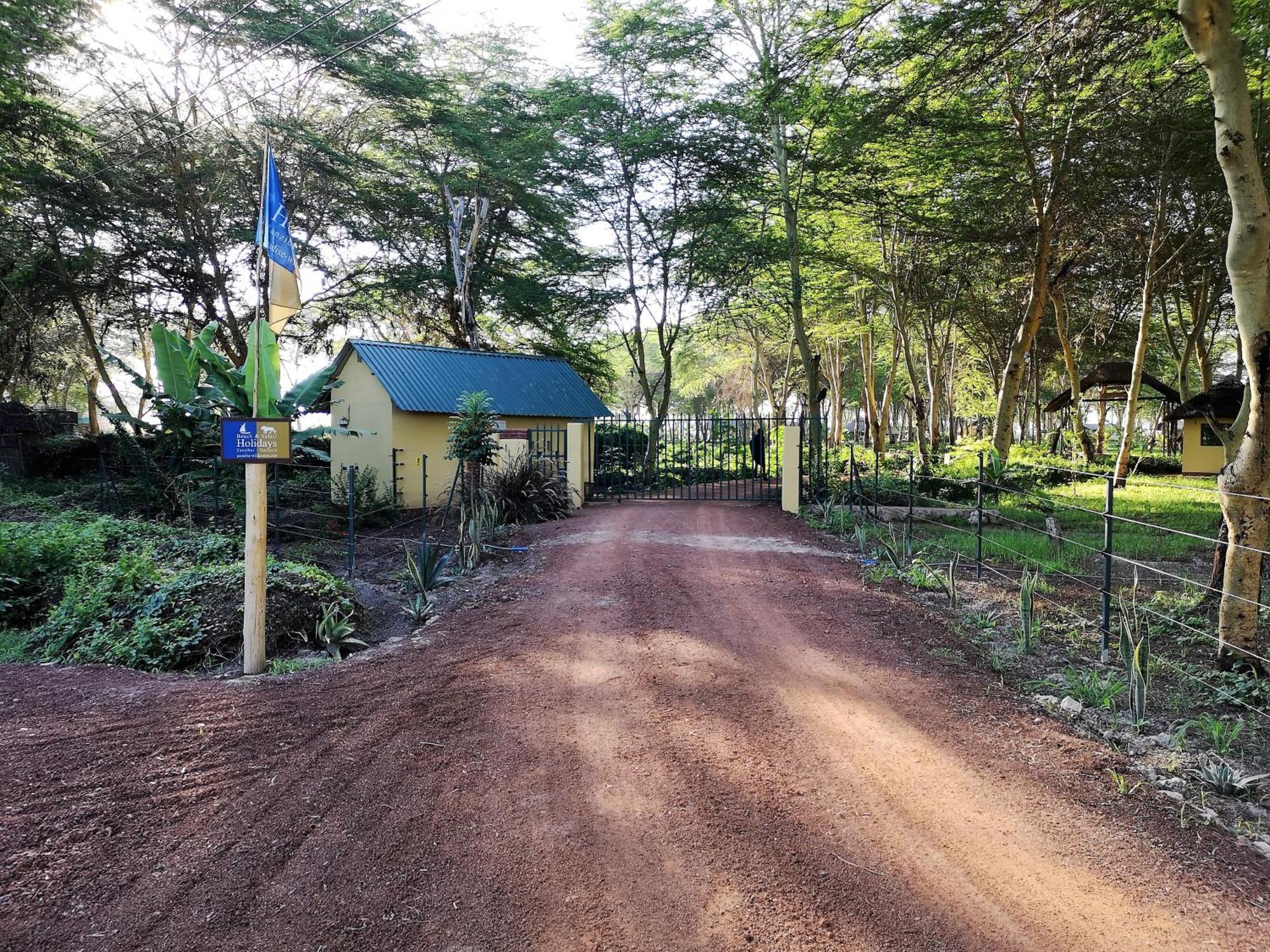 Africa Safari Camping Мто уа Мбу Екстериор снимка